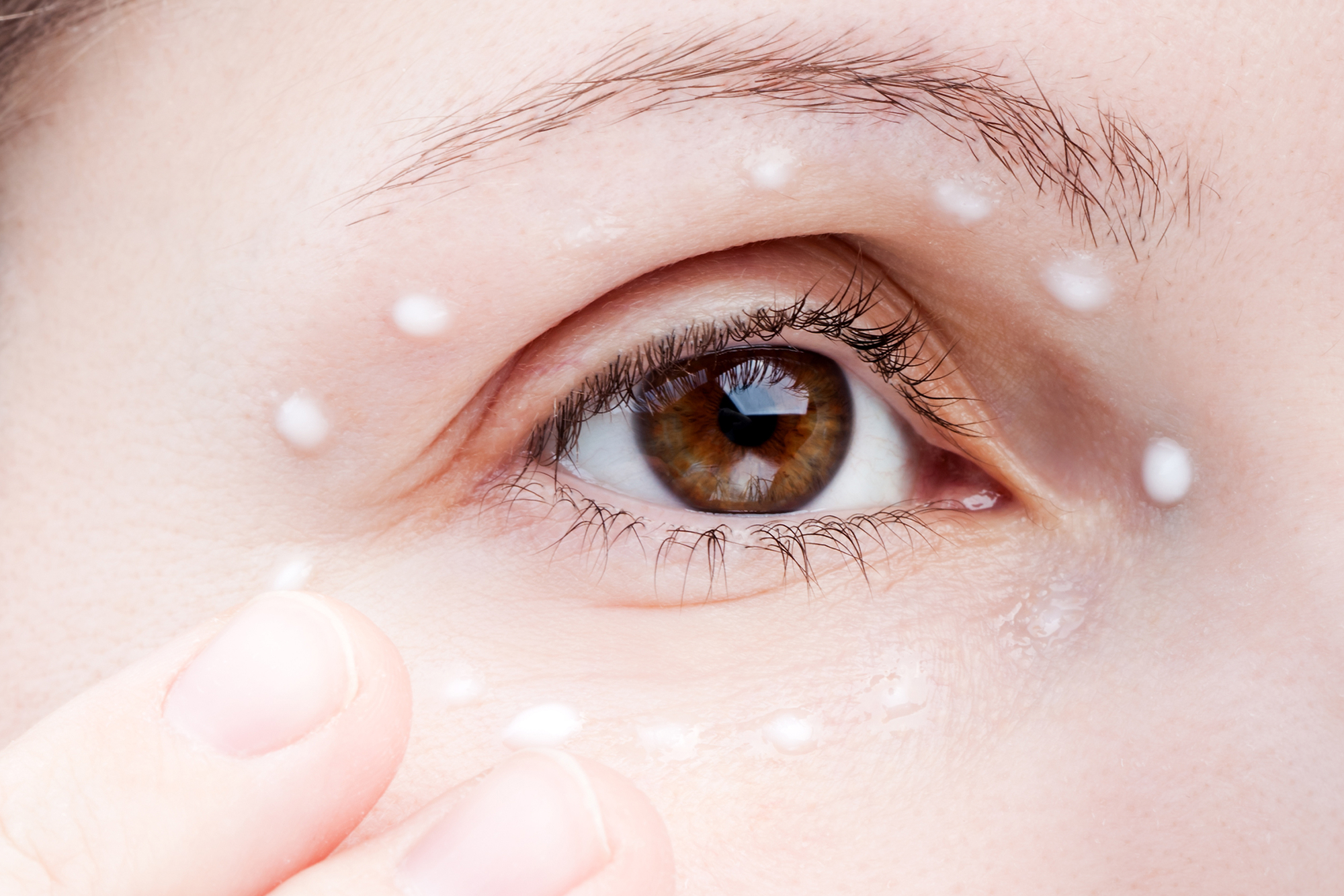 → Bedste øjencreme | Se i (Guide)
