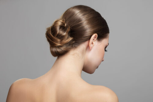 Guide til hvordan du laver en sleek bun